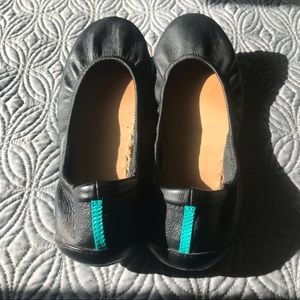 Black Tieks